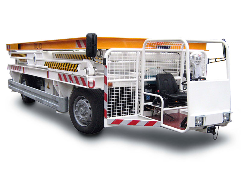 Picture: Maritime decklifter vehicle FDL-40